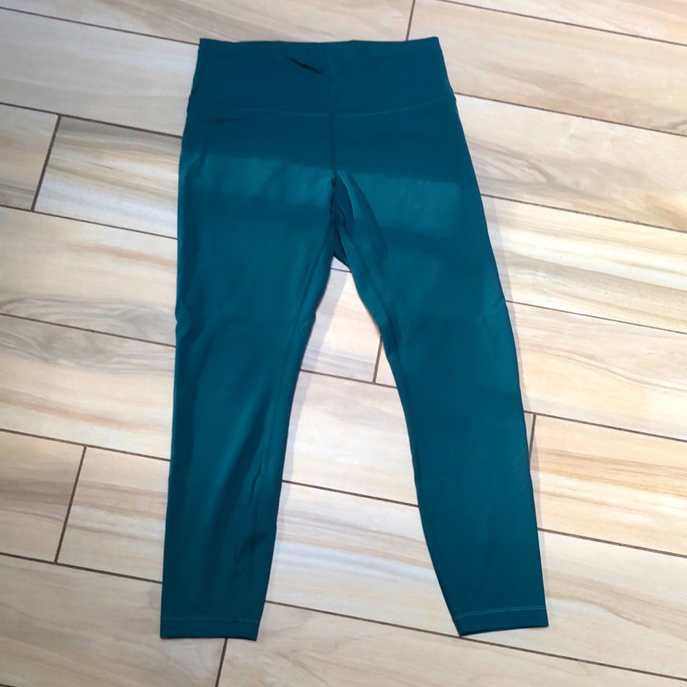 Lululemon wuder train legging size 10